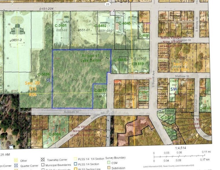 Kossuth Street, Wisconsin Dells, WI 53965