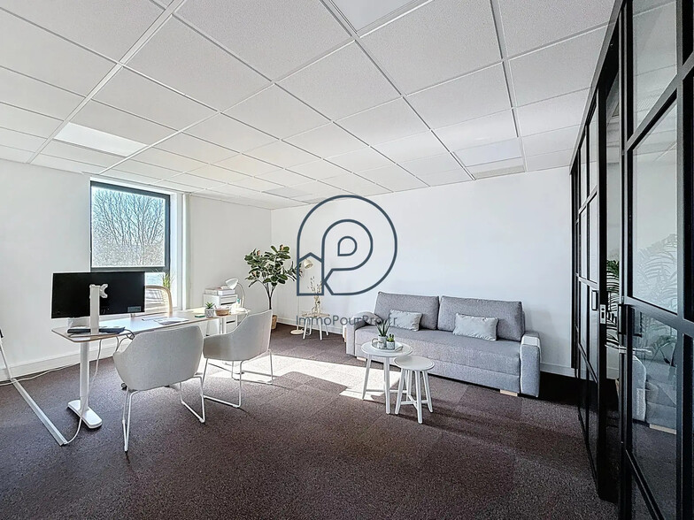 Office in Villeneuve-d'Ascq for sale - Building Photo - Image 3 of 6
