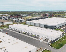 156 Av D'Iberia, Candiac, QC for lease Building Photo- Image 2 of 6