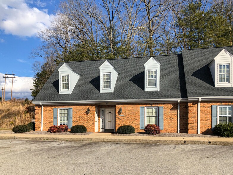 612 Business Park Dr, Eden, NC for sale - Primary Photo - Image 1 of 10