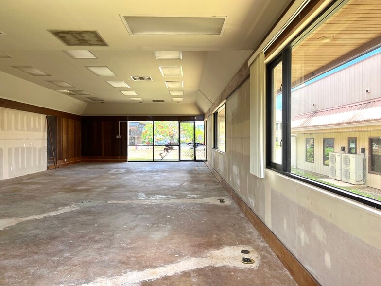 4393 Kukui Grove St, Lihue, HI for lease - Interior Photo - Image 3 of 6