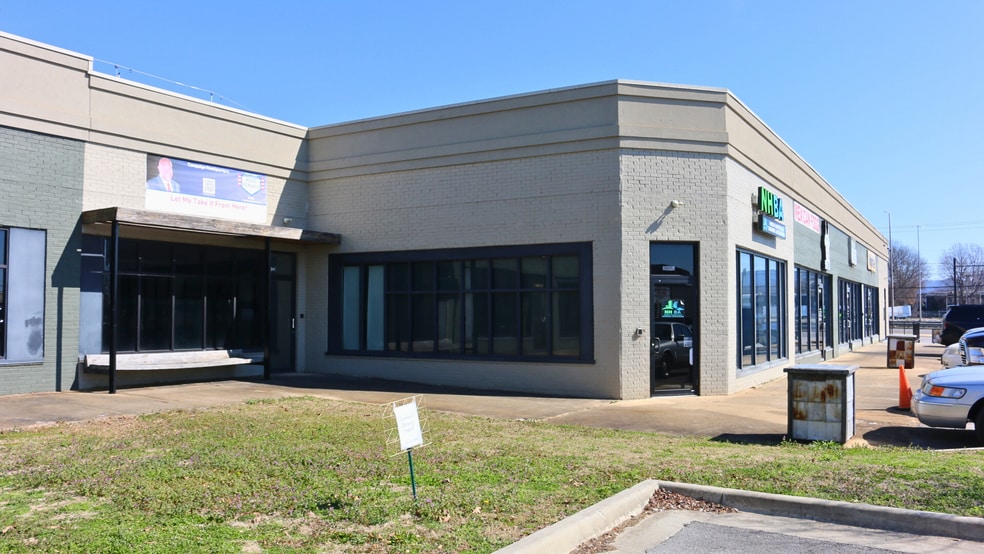 2007 Memorial Pky NW, Huntsville, AL for lease - Building Photo - Image 3 of 7