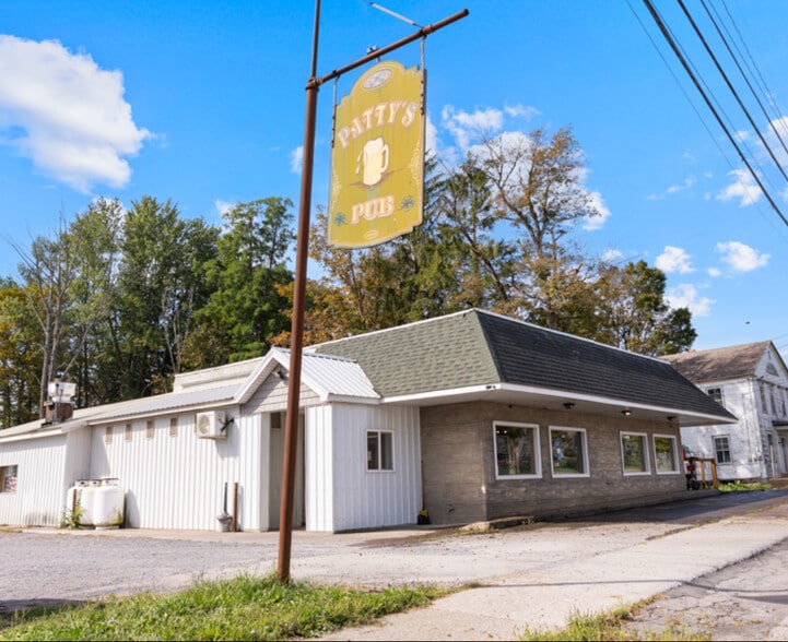 9646 US-20, Bridgewater, NY for sale - Primary Photo - Image 1 of 26