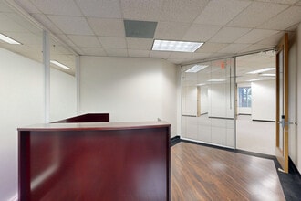 15425 North Fwy, Houston, TX for lease Matterport 3D Scan- Image 1 of 6