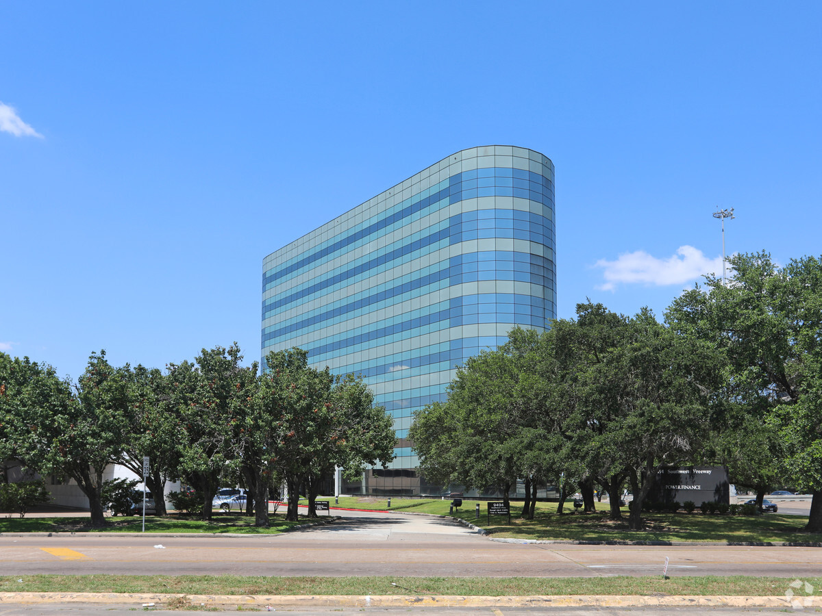 9494 Southwest Fwy, Houston, Tx, 77074 - Office Space For Lease 