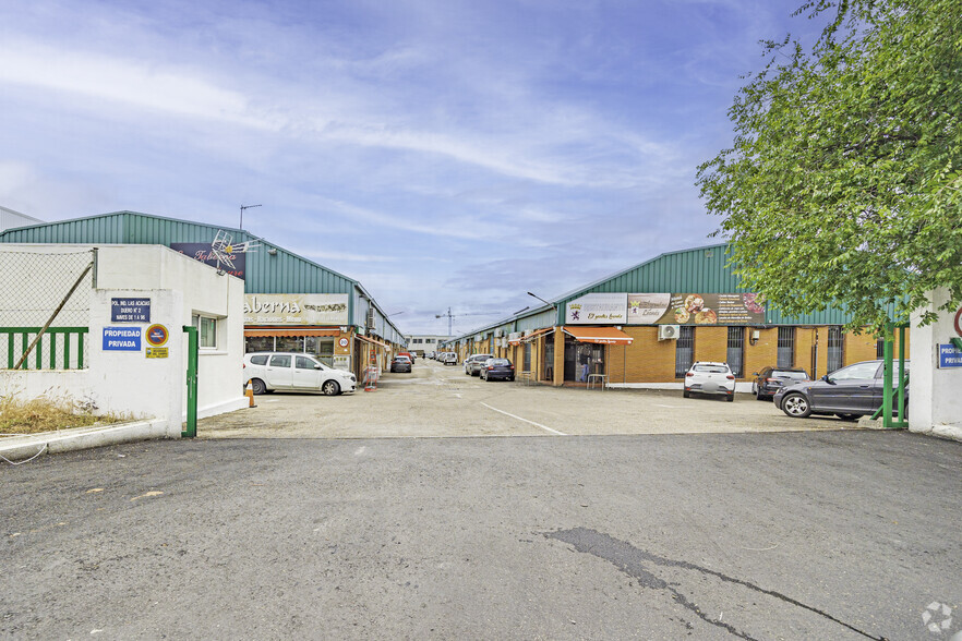 Industrial in Mejorada del Campo, MAD for lease - Primary Photo - Image 1 of 2