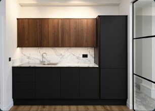 16-18 Albert Sq, Manchester for lease Interior Photo- Image 1 of 8