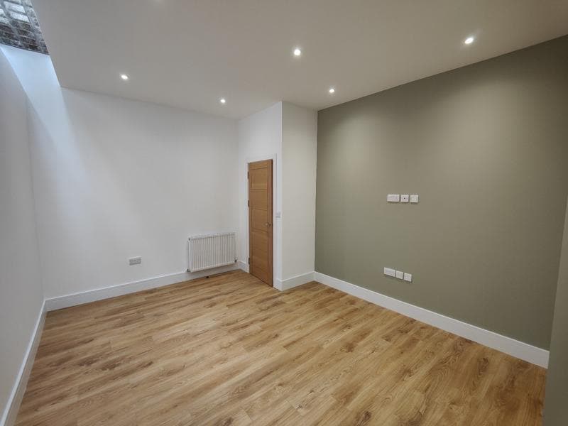 3 Paxton Pl, London for lease Building Photo- Image 1 of 5