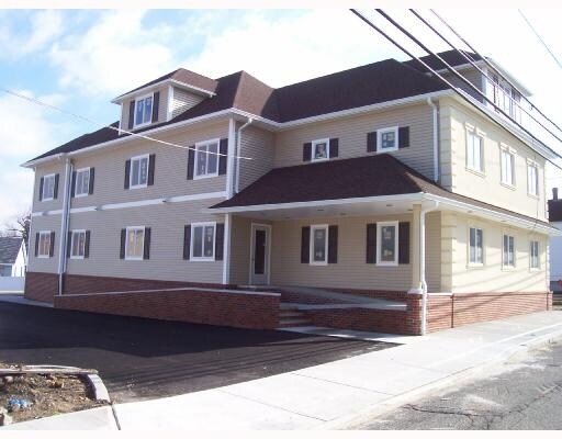 190 Pulaski Ave, Sayreville, NJ for lease - Primary Photo - Image 1 of 35