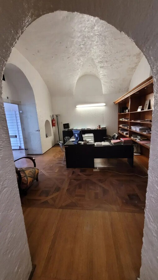 View Photo