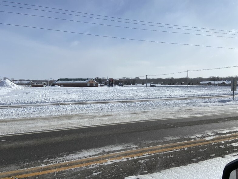 NE Landmark Dr, Owatonna, MN for sale - Building Photo - Image 2 of 3