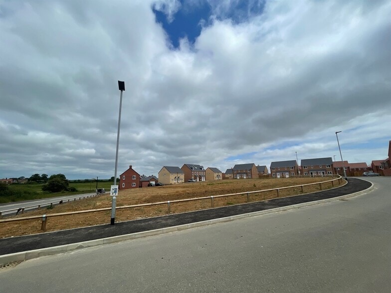 Candlet Grv, Felixstowe for lease - Primary Photo - Image 1 of 3