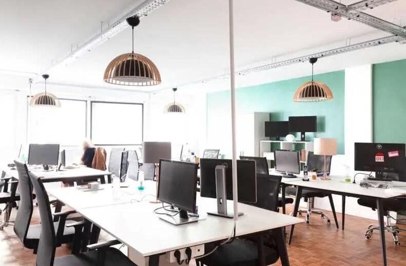 Coworking Space in Paris for lease Interior Photo- Image 1 of 8