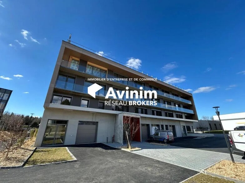 Office in Annecy for sale - Building Photo - Image 2 of 24