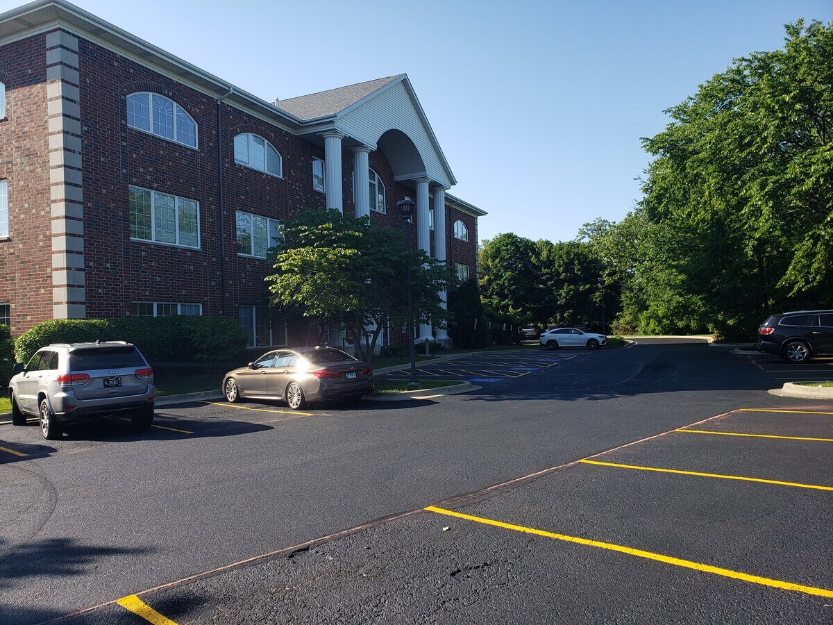 20646 S Abbey Wood Ct, Frankfort, IL 60423 Hibernia Office Suites (Office Space Rental