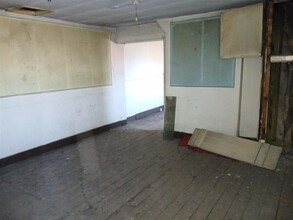 260-266 Church Rd, Haydock for lease Interior Photo- Image 1 of 8