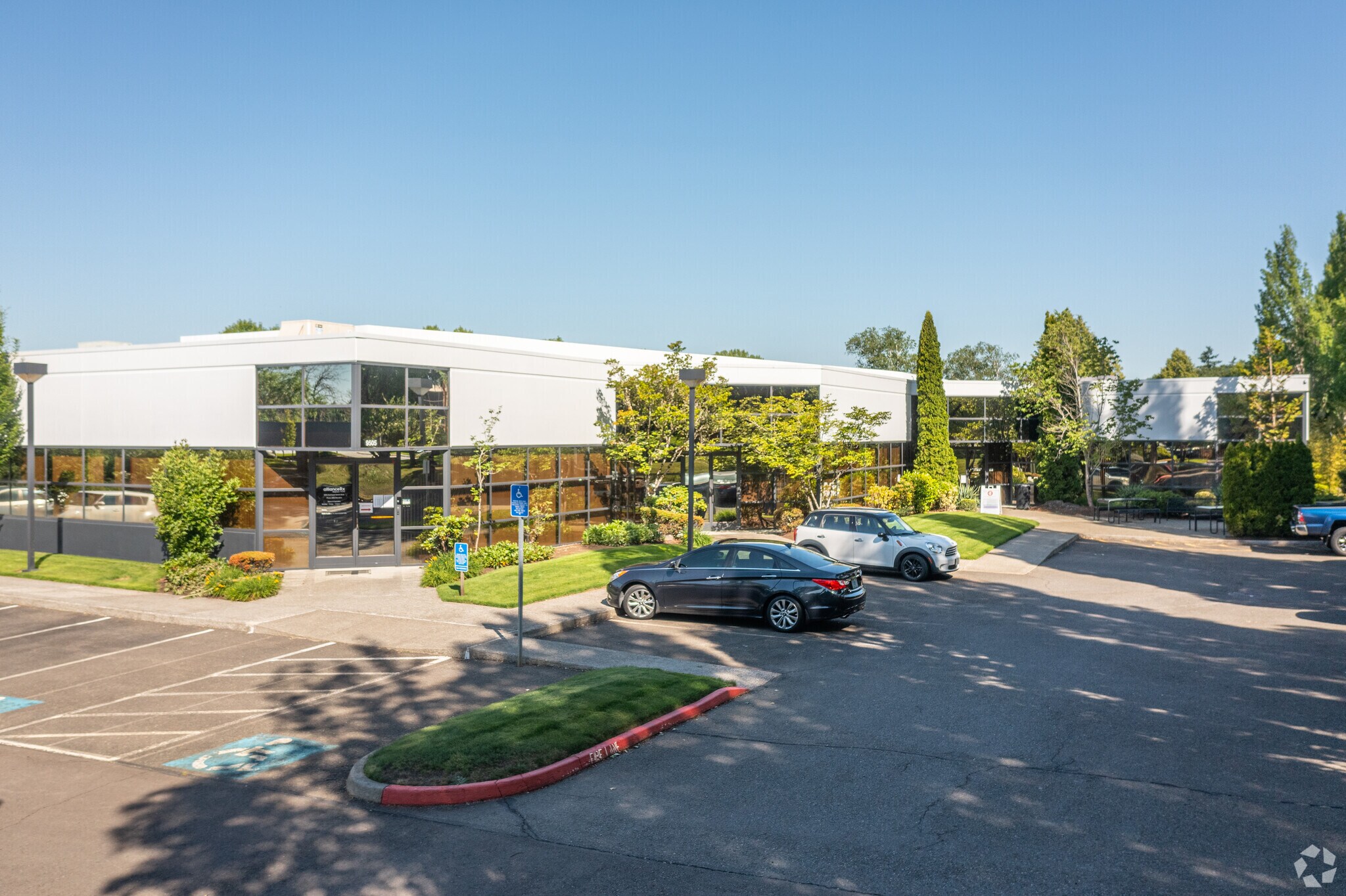 97009746 SW Nimbus Ave, Beaverton, OR 97008 Nimbus Corporate Center