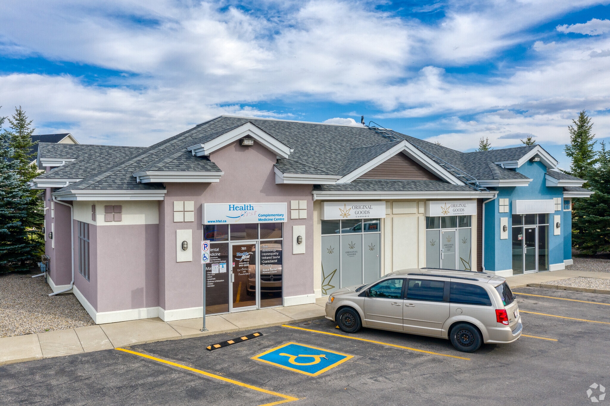 191 Edwards Way SW, Airdrie, AB for sale Building Photo- Image 1 of 1