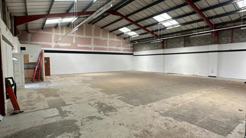 Pant Industrial Est, Merthyr Tydfil for lease Interior Photo- Image 1 of 4