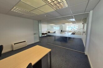 Westcott Ln, Clyst Honiton for lease Interior Photo- Image 1 of 6
