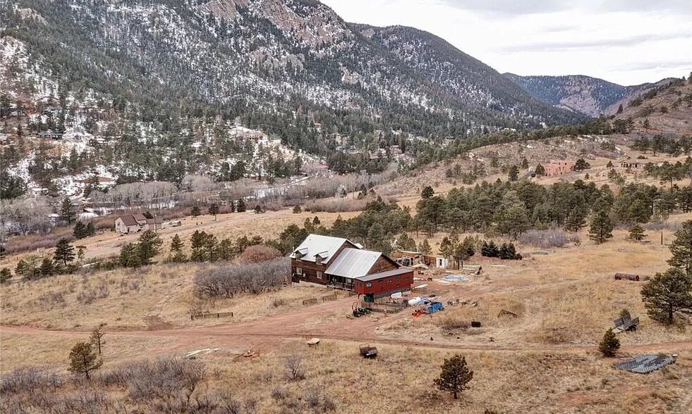 9620 Chipita Park Rd, Cascade, CO for sale - Primary Photo - Image 1 of 1