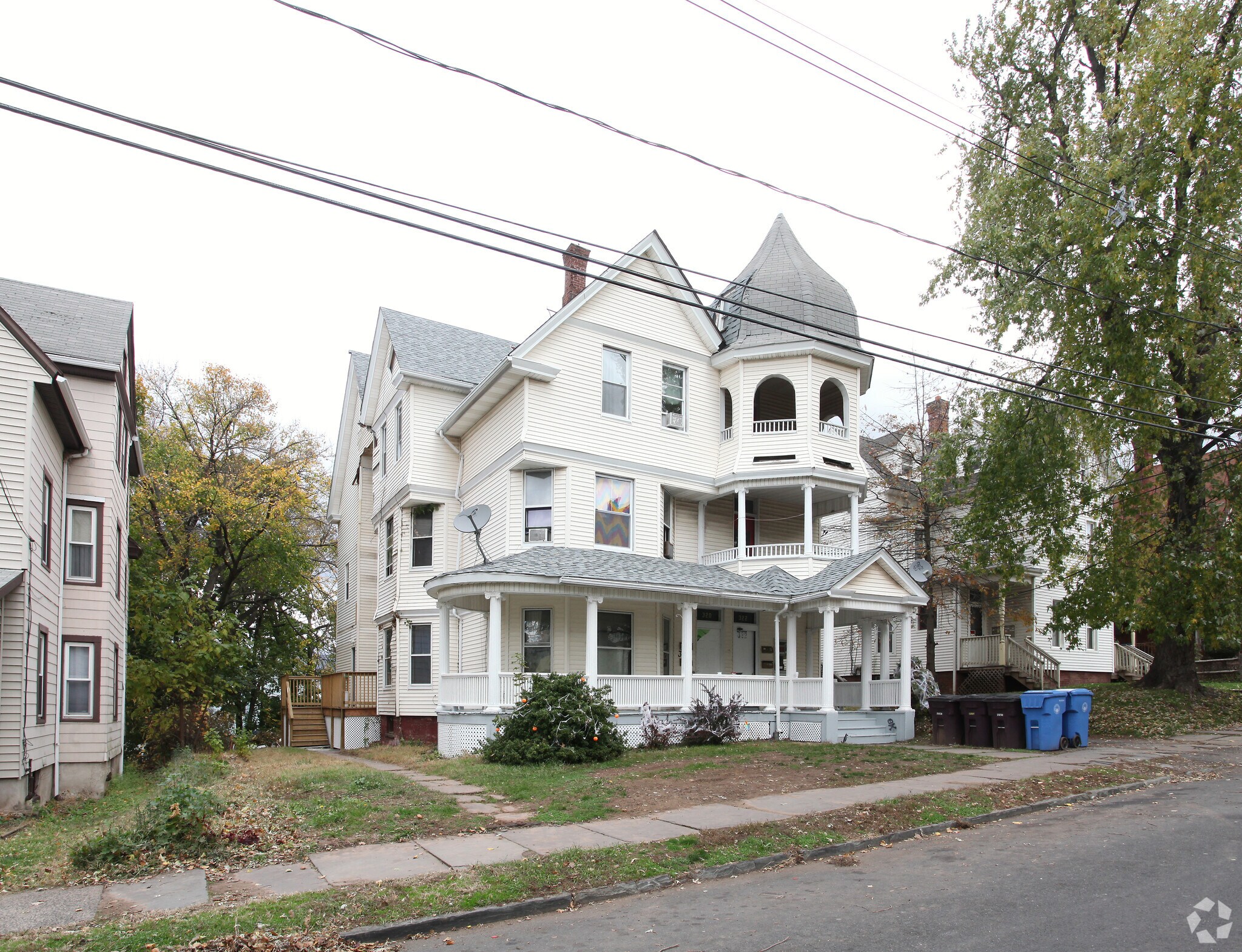320-322 Chestnut St, New Britain, CT for sale Primary Photo- Image 1 of 1