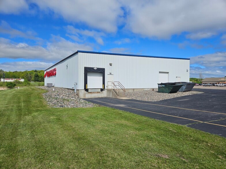 N331 Brandenburg Ave ave, Merrill, WI for sale - Building Photo - Image 2 of 18
