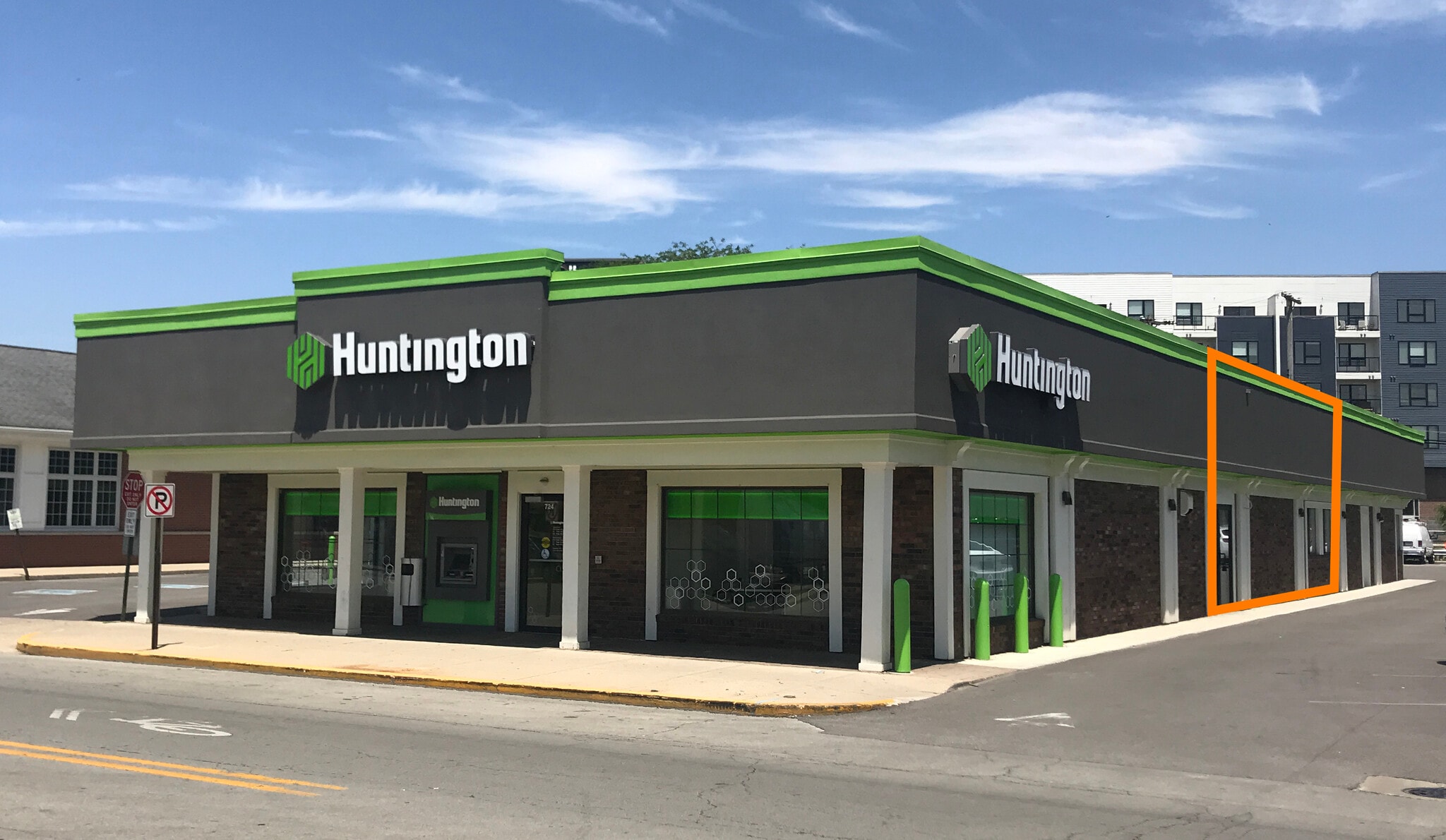 724 Broad Ripple Ave, Indianapolis, IN for lease Interior Photo- Image 1 of 1