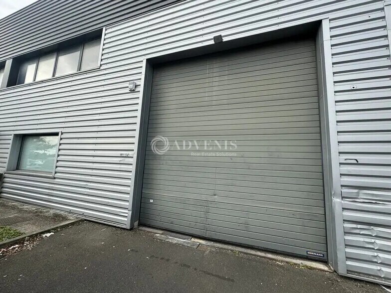 Flex in Saint-Brice-sous-Forêt for lease - Building Photo - Image 1 of 9