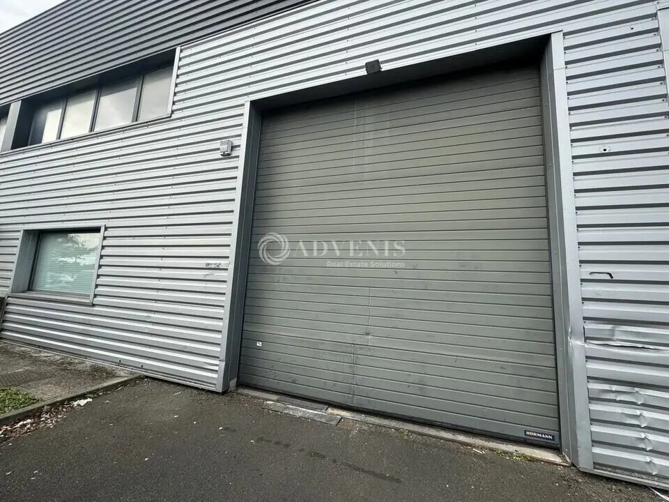 Flex in Saint-Brice-sous-Forêt for lease Building Photo- Image 1 of 10