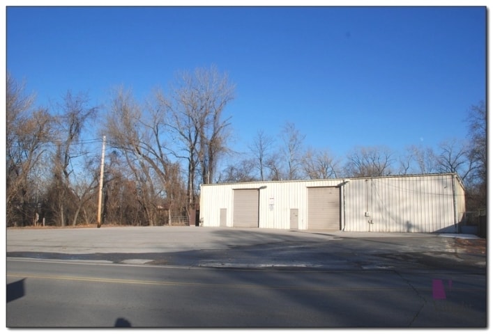 609 S Northern Blvd, Independence, MO for sale Primary Photo- Image 1 of 1