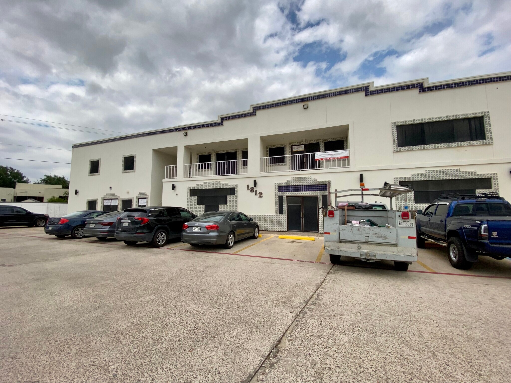 1812 Commerce Dr, Laredo, TX for sale Building Photo- Image 1 of 1