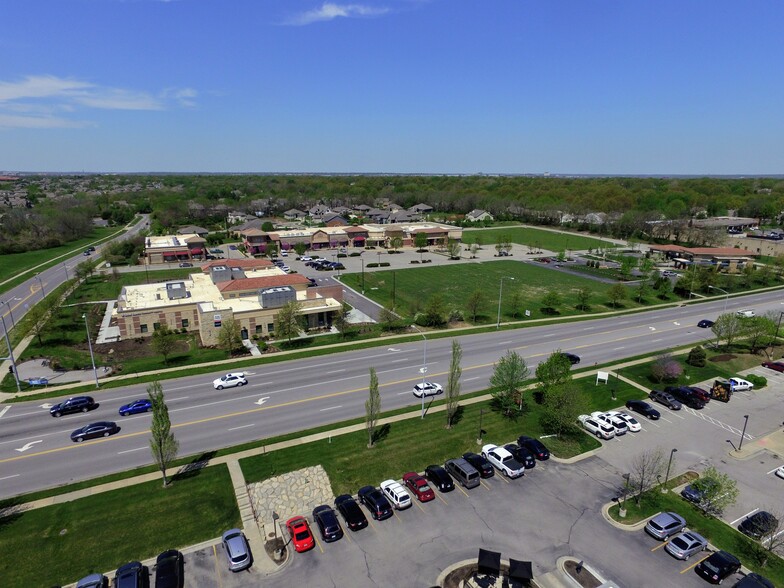 W State Line Rd, Leawood, KS for lease - Building Photo - Image 2 of 10