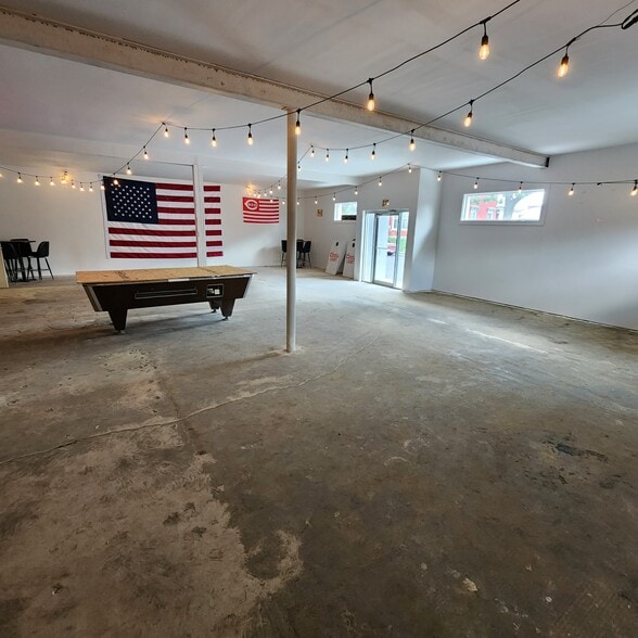 200-204 N State St, Harrison, OH for lease - Interior Photo - Image 2 of 12