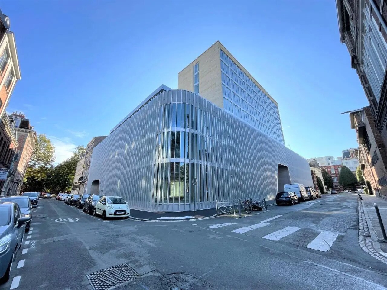 2 Rue Claude Bernard, Lille for lease Building Photo- Image 1 of 25