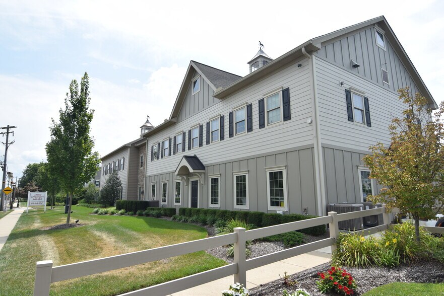 350 N Main St, Chalfont, PA for sale - Building Photo - Image 3 of 22