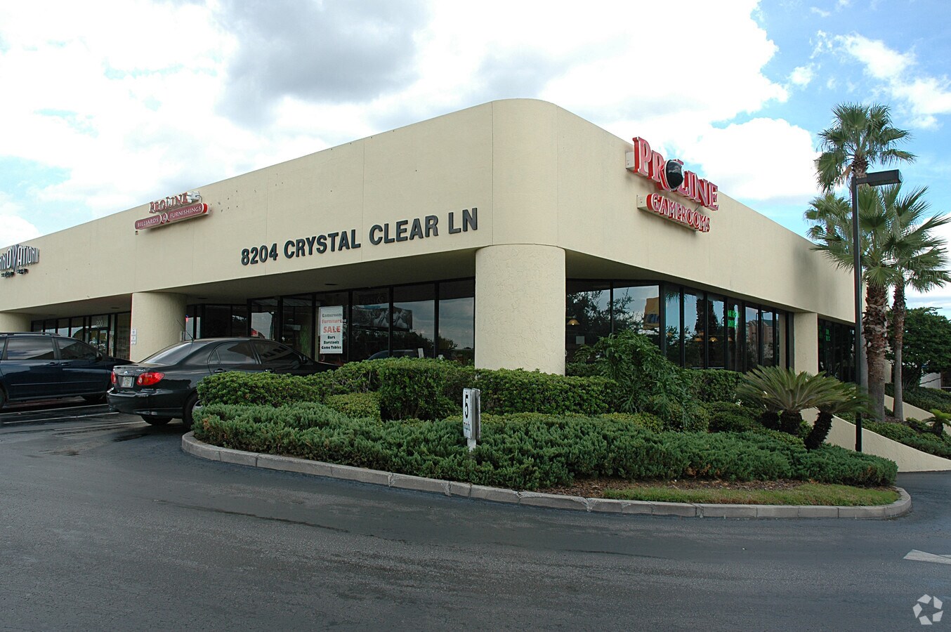 8204 Crystal Clear Ln, Orlando, FL, 32809 Freestanding Property For