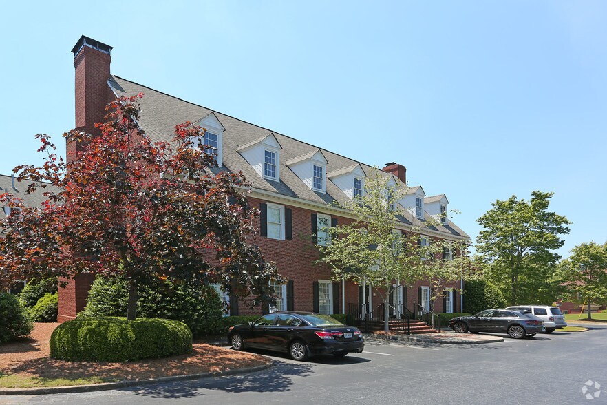 3851 Bridge Rd, Norcross, GA 30092