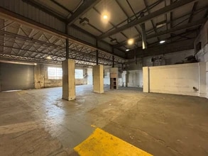 Southmoor Rd, Manchester for lease Interior Photo- Image 2 of 2