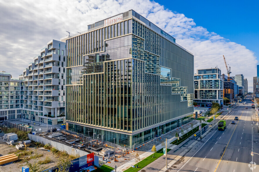 251 Queens Quay E, Toronto, ON for lease - Building Photo - Image 1 of 4