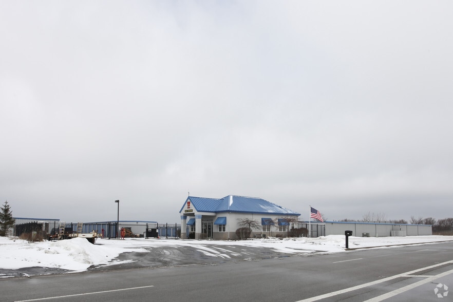 4300 Interstate Blvd, Loves Park, IL for sale - Primary Photo - Image 1 of 4