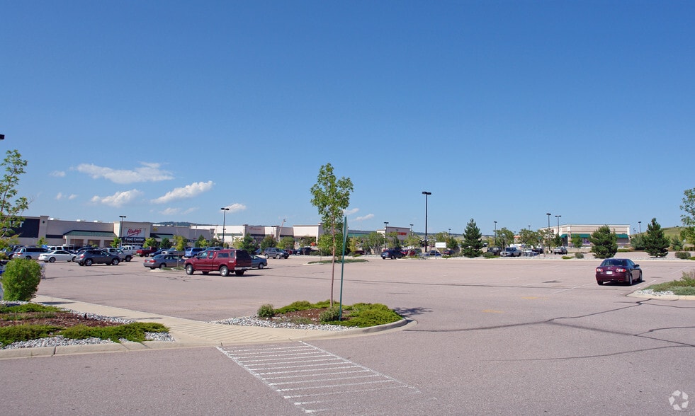 5410-5750 Woodmen Rd, Colorado Springs, CO for lease - Primary Photo - Image 2 of 12