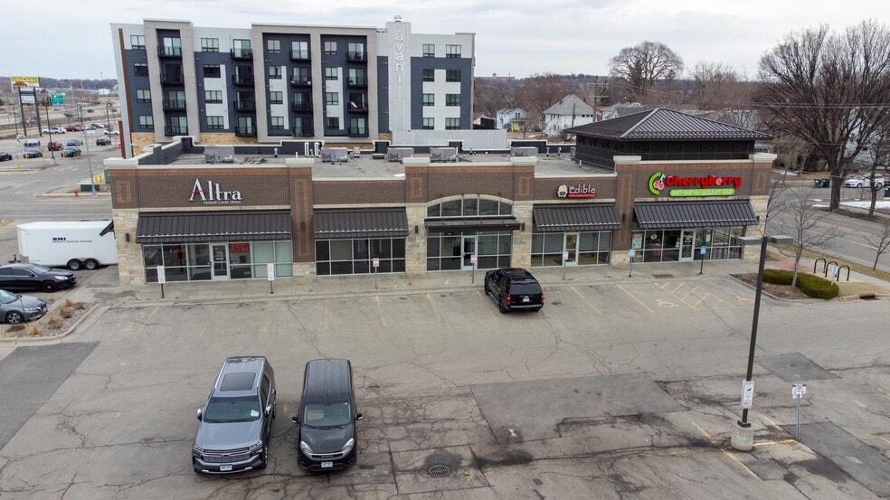 123 16th Ave SW, Rochester, MN for lease - Building Photo - Image 3 of 8