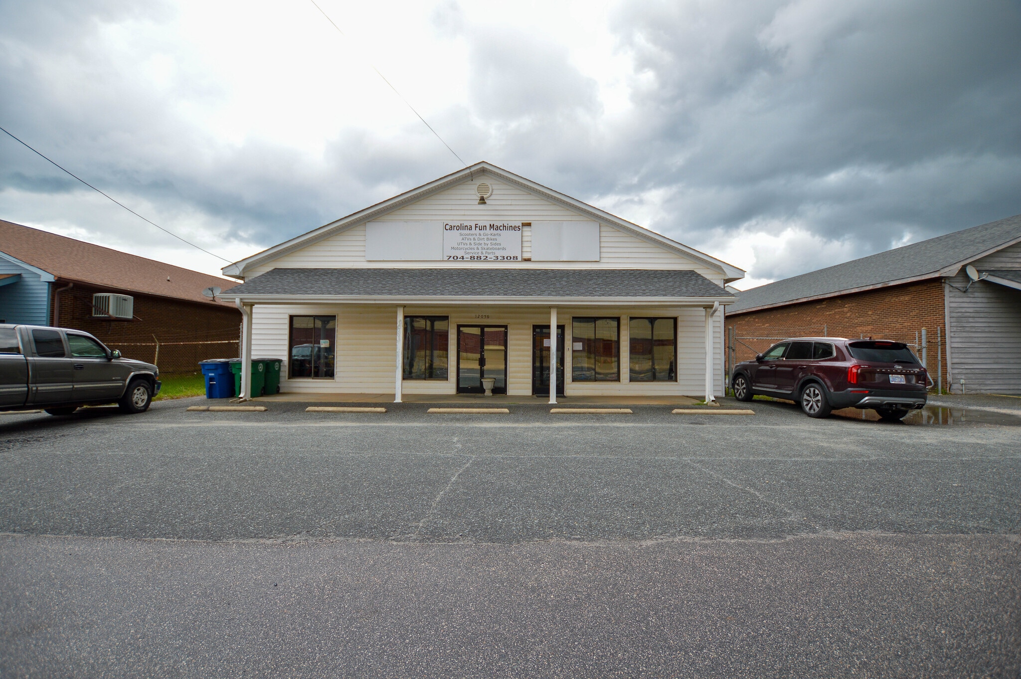 12056 Stallings Commerce Dr, Matthews, NC for lease Building Photo- Image 1 of 21