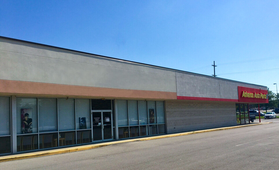 225-237 Route 288, Ellwood City, PA for lease - Building Photo - Image 2 of 6