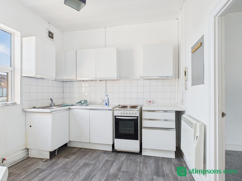 14 Simpson Rd, Milton Keynes for sale - Building Photo - Image 3 of 7