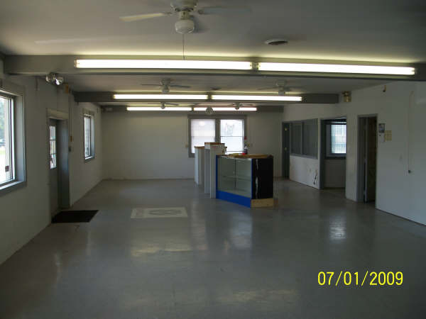 1950 S Dupont Blvd, Smyrna, DE for lease - Interior Photo - Image 3 of 3