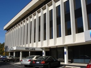 1701 E Lake Ave, Glenview, IL for lease Building Photo- Image 1 of 3