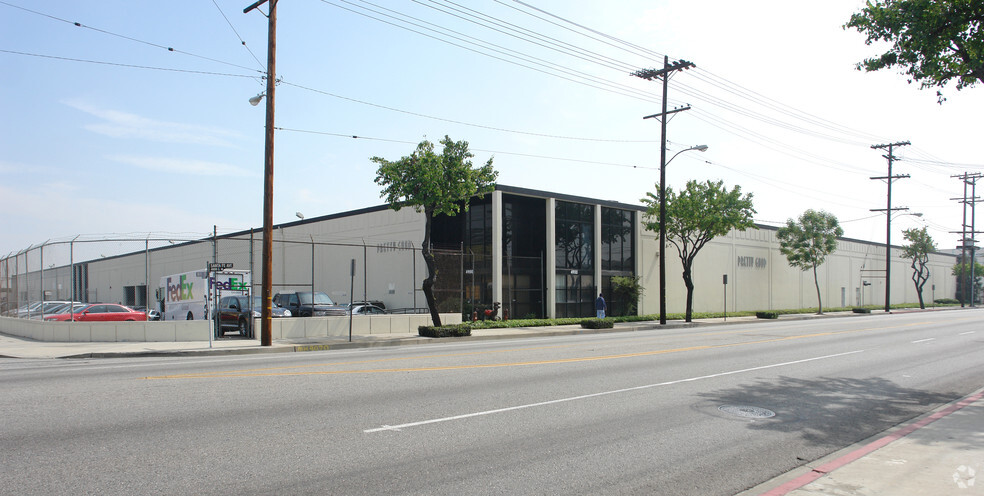 4900 S Santa Fe Ave, Vernon, CA for lease - Primary Photo - Image 1 of 8