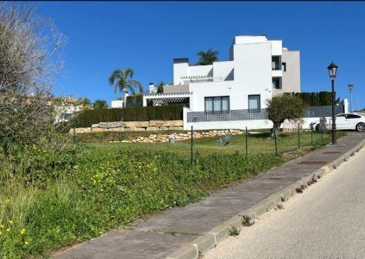 Land in Estepona, Málaga for sale - Building Photo - Image 3 of 7